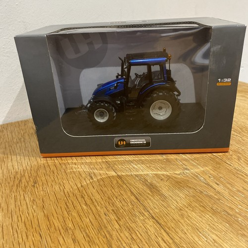 Universal hobbies valtra n103 - universal,